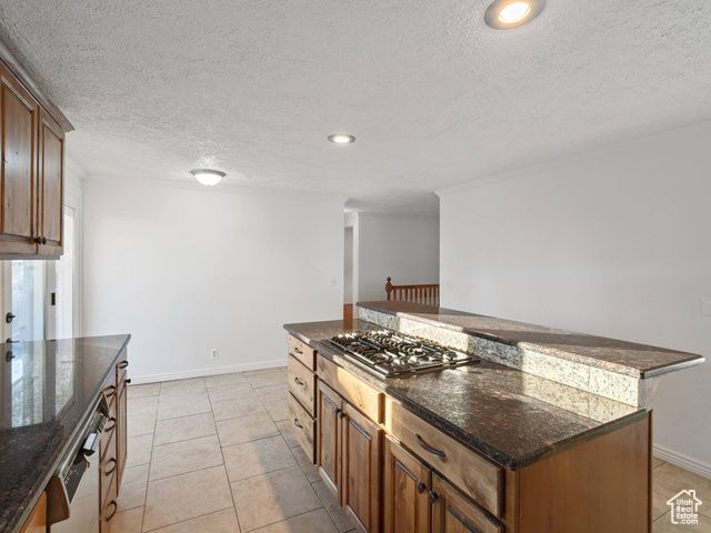 35 N MOUNTAIN RD, Fruit Heights, UT 84037
