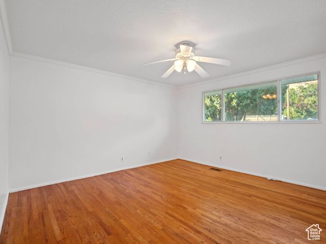 35 N MOUNTAIN RD, Fruit Heights, UT 84037
