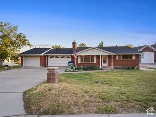 35 N MOUNTAIN RD, Fruit Heights, UT 84037