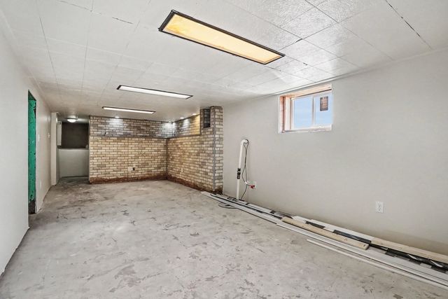 712 Davis Street, Rockdale, IL 60436