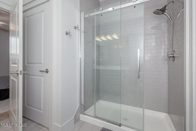 2501 Bienville Boulevard, 416, Ocean Springs, MS 39564