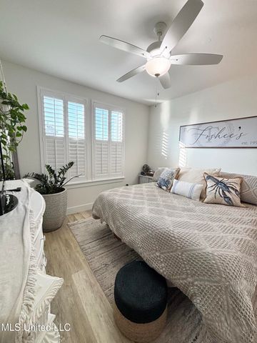 2501 Bienville Boulevard, 416, Ocean Springs, MS 39564