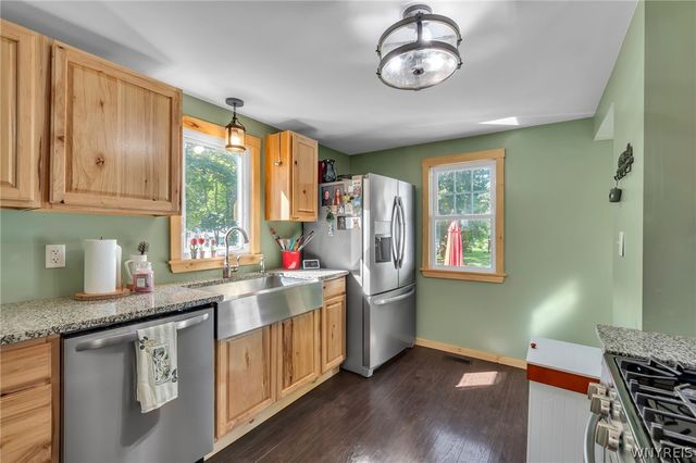 6572 Taylor Road, Hamburg, NY 14075