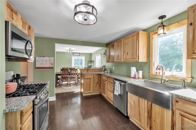 6572 Taylor Road, Hamburg, NY 14075