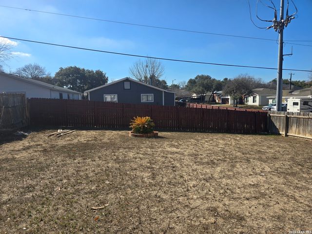 10475 Canyon Village, San Antonio, TX 78245