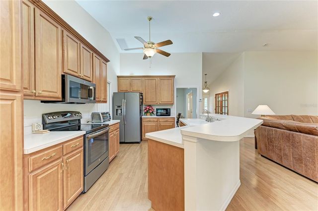 6304 18TH AVENUE E, Bradenton, FL 34208