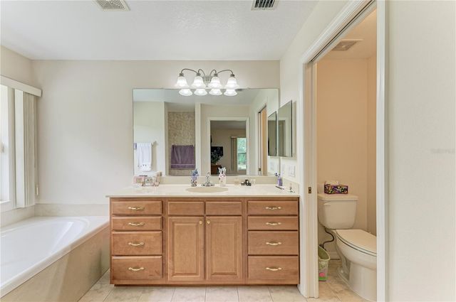 6304 18TH AVENUE E, Bradenton, FL 34208
