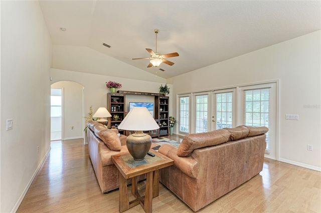 6304 18TH AVENUE E, Bradenton, FL 34208