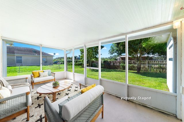 1165 SE 40th Avenue, Okeechobee, FL 34974