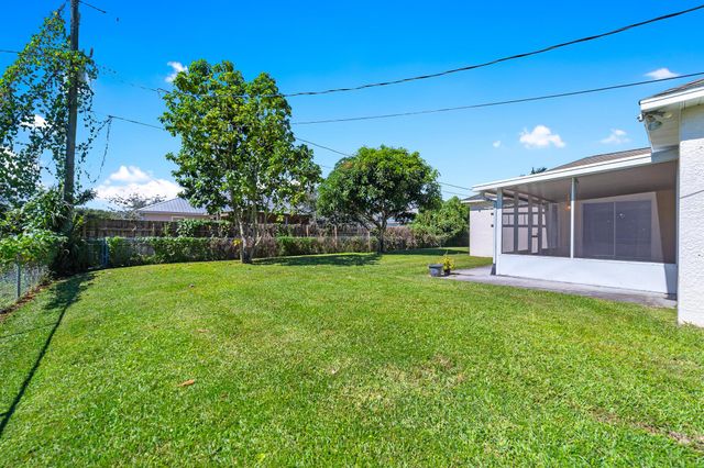 1165 SE 40th Avenue, Okeechobee, FL 34974