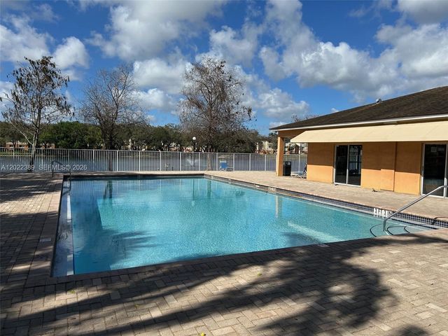 3660 N 56th Ave 609, Hollywood, FL 33021