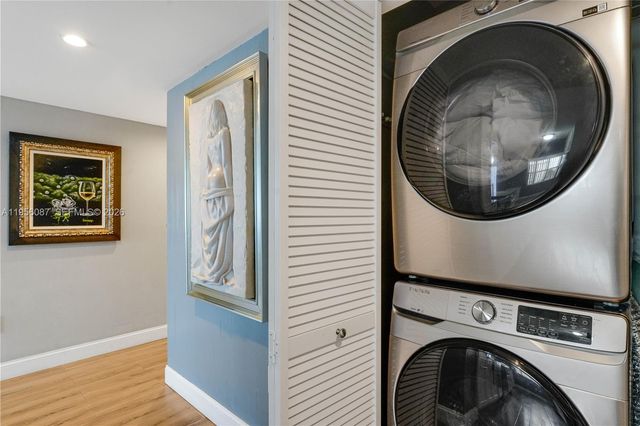 3850 Washington St 702, Hollywood, FL 33021