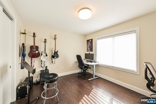 655 Floyd Street, Englewood Cliffs, NJ 07632