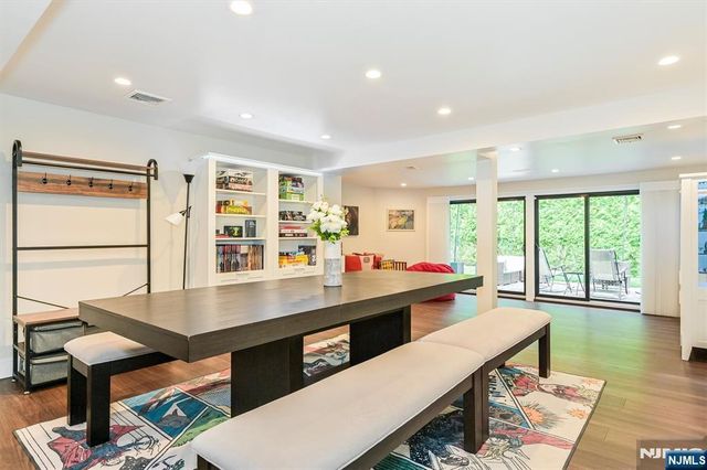 655 Floyd Street, Englewood Cliffs, NJ 07632