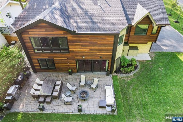 655 Floyd Street, Englewood Cliffs, NJ 07632