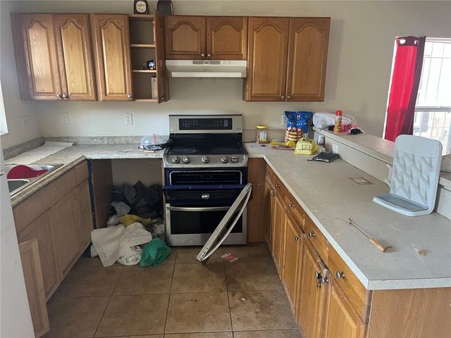 3607 N 52ND STREET, Tampa, FL 33619