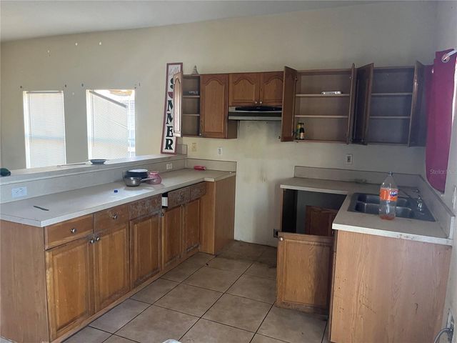 3607 N 52ND STREET, Tampa, FL 33619