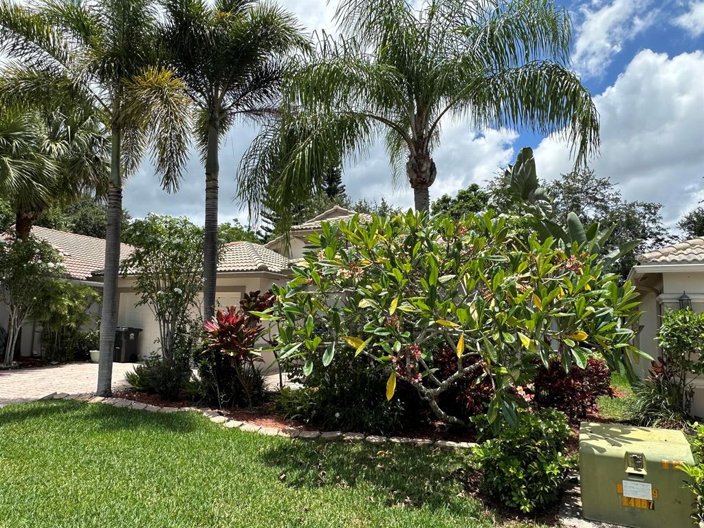 Image 3 of property listing at 6256 Via Primo Street, Lake Worth, FL 33467
