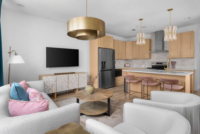 2000 S Hamilton Rd Apt 15, Nashville, TN 37218
