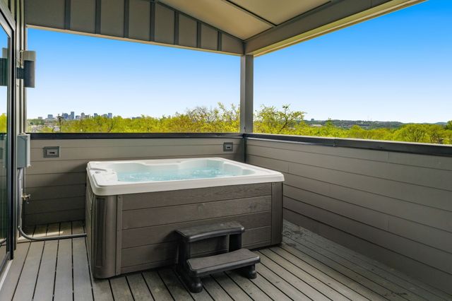 2000 S Hamilton Rd Apt 15, Nashville, TN 37218