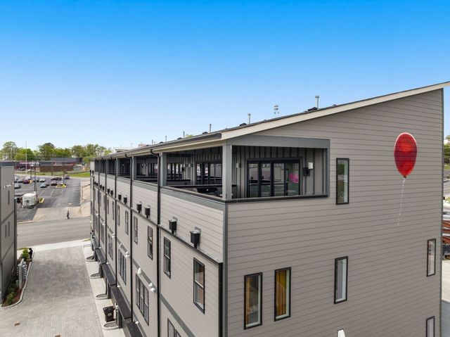 2000 S Hamilton Rd Apt 15, Nashville, TN 37218