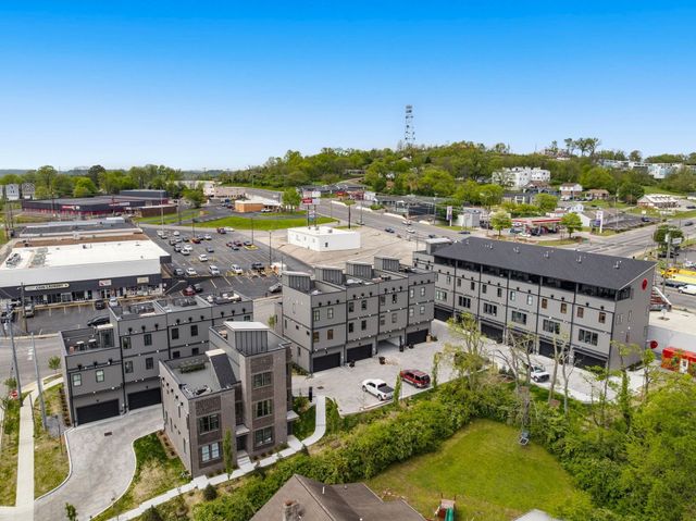 2000 S Hamilton Rd Apt 15, Nashville, TN 37218