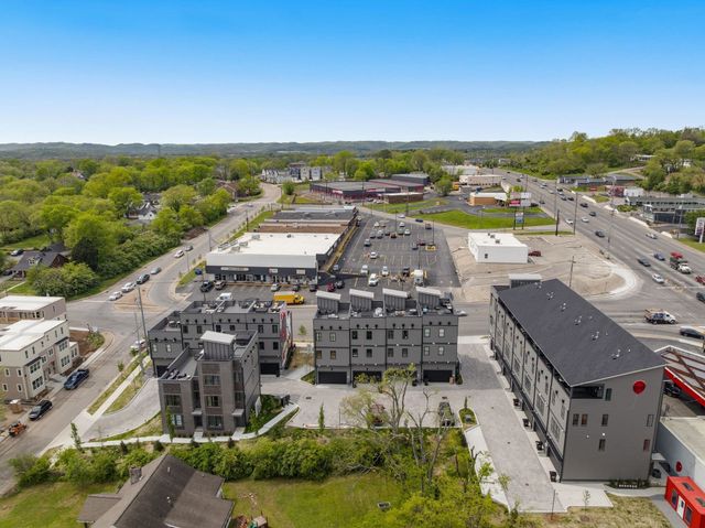 2000 S Hamilton Rd Apt 15, Nashville, TN 37218