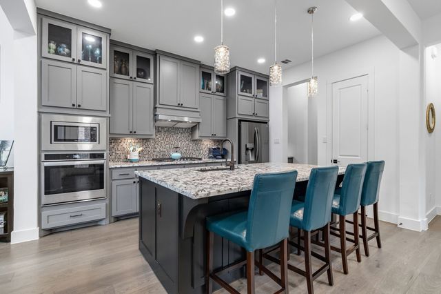 8212 Bethpage Drive, Mckinney, TX 75070