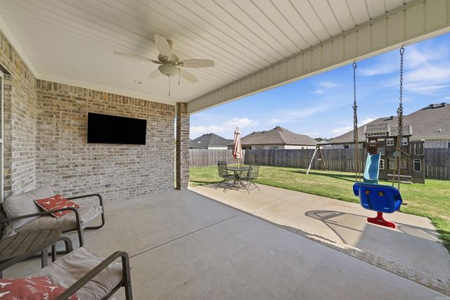 2319 Pleasant Cove, Conway, AR 72034
