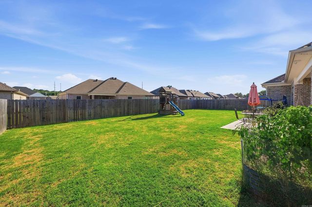2319 Pleasant Cove, Conway, AR 72034