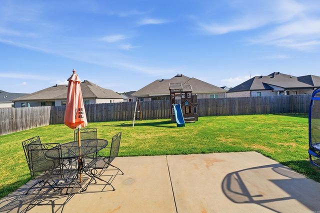 2319 Pleasant Cove, Conway, AR 72034