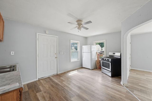 2178 Safford Avenue, Columbus, OH 43223