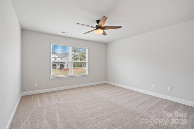 6712 W Sugar Creek Road, Charlotte, NC 28269