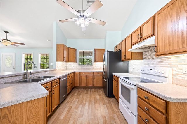 16603 SW 15TH AVENUE, Newberry, FL 32669