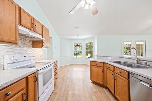 16603 SW 15TH AVENUE, Newberry, FL 32669
