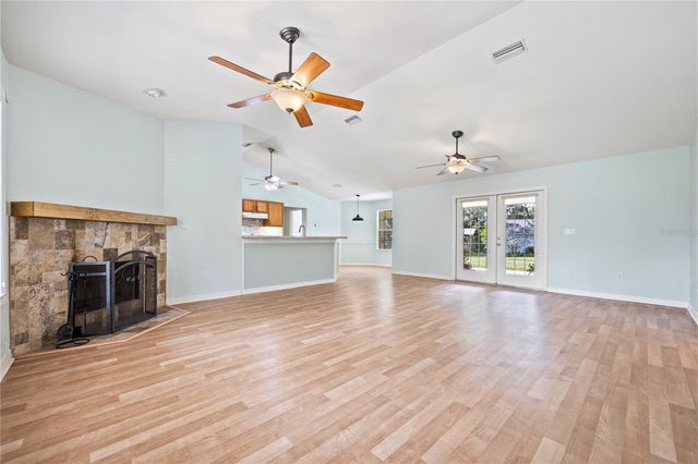 16603 SW 15TH AVENUE, Newberry, FL 32669