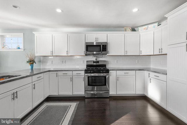 32 WALKILL RD, Little Egg Harbor Twp, NJ 08087