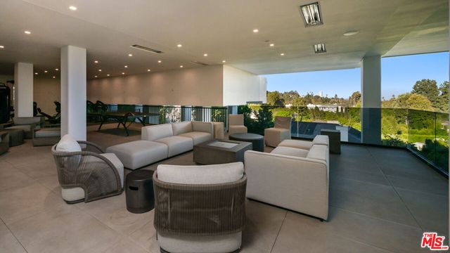 1140 Summit Drive, Beverly Hills, CA 90210