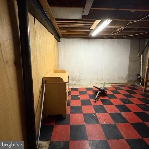 1221 GARFIELD DR, Dover, DE 19901