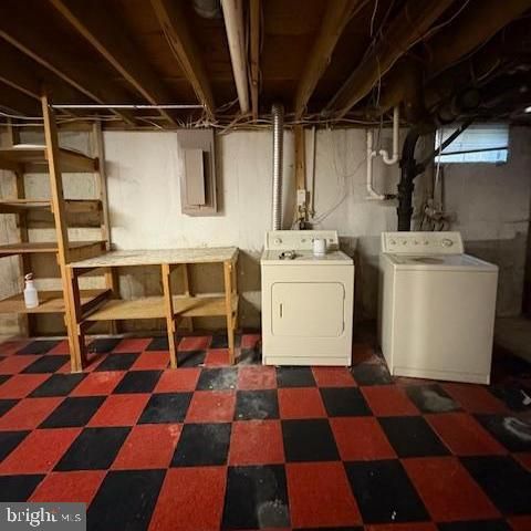 1221 GARFIELD DR, Dover, DE 19901