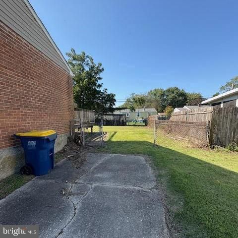 1221 GARFIELD DR, Dover, DE 19901