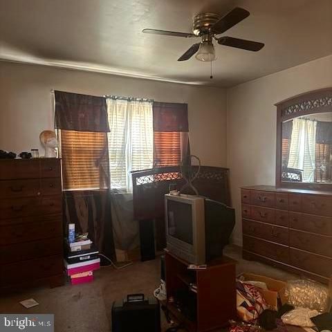 1221 GARFIELD DR, Dover, DE 19901