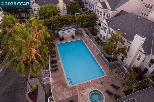 3783 Dunmore Ln, Dublin, CA 94568