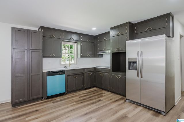5059 ROSELYN ROAD, Bessemer, AL 35022