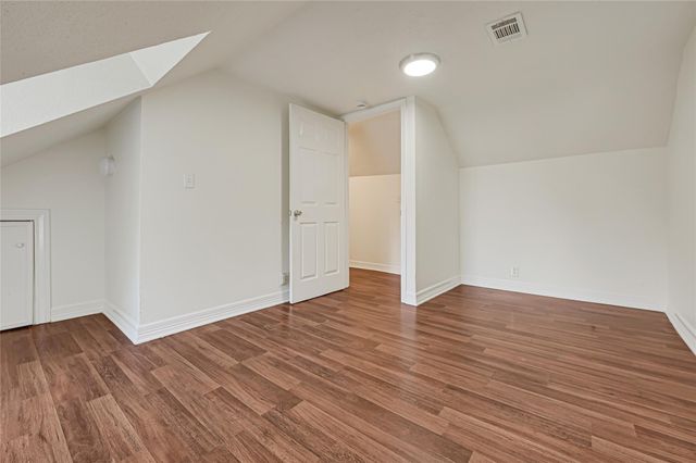 7017 Schley Street, Houston, TX 77087