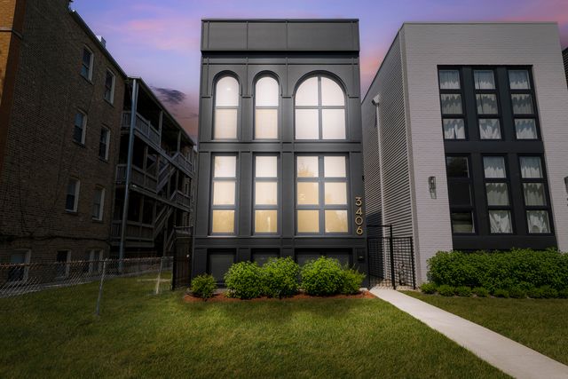 3406 N Keating Avenue, Chicago, IL 60641