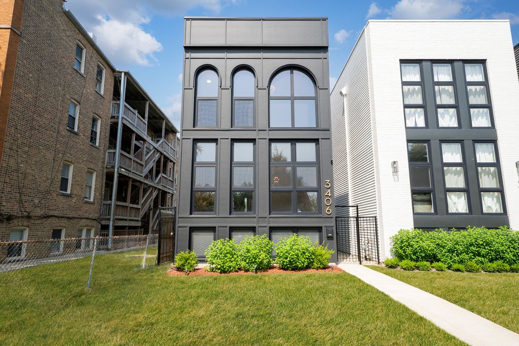 3406 N Keating Avenue, Chicago, IL 60641