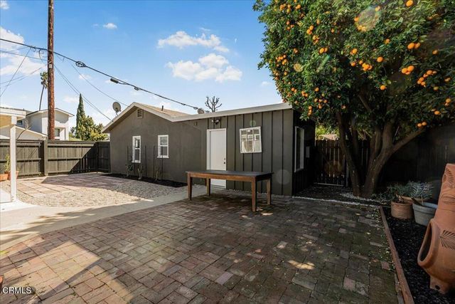 13902 Calvert Street, Los Angeles, CA 91401