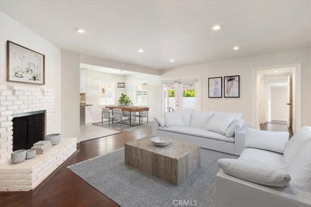5857 Willis Avenue, Sherman Oaks, CA 91411