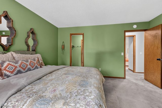 13315 Morgan Avenue S, Burnsville, MN 55337